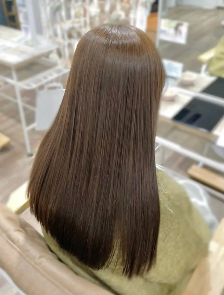 セミロング カラー カット ヘアカラー トリートメント yuzua/縮毛矯正 /レイヤー/艶カラーのヘアスタイル