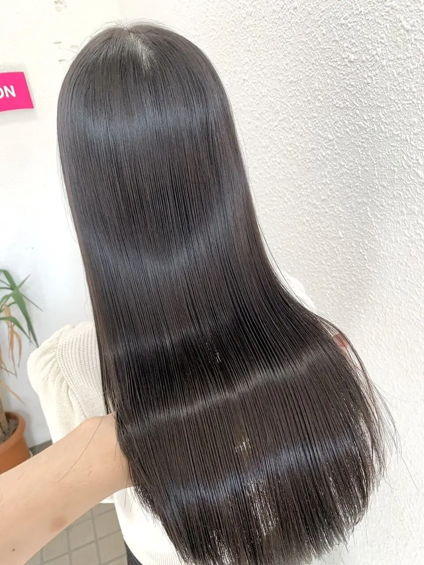 ロング カット 縮毛矯正 吉田 和/縮毛矯正/ ダブルカラーのヘアスタイル