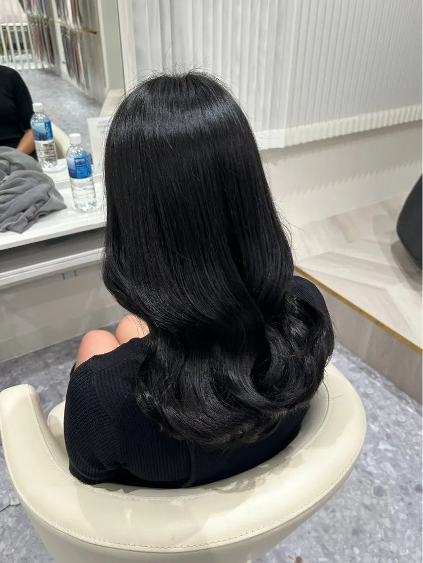 セミロング カラー 黒髪 ナチュラルブラック 髪質改善 トリートメント カット ヘアカラー トリートメント navi / 村田 瑠菜のヘアスタイル