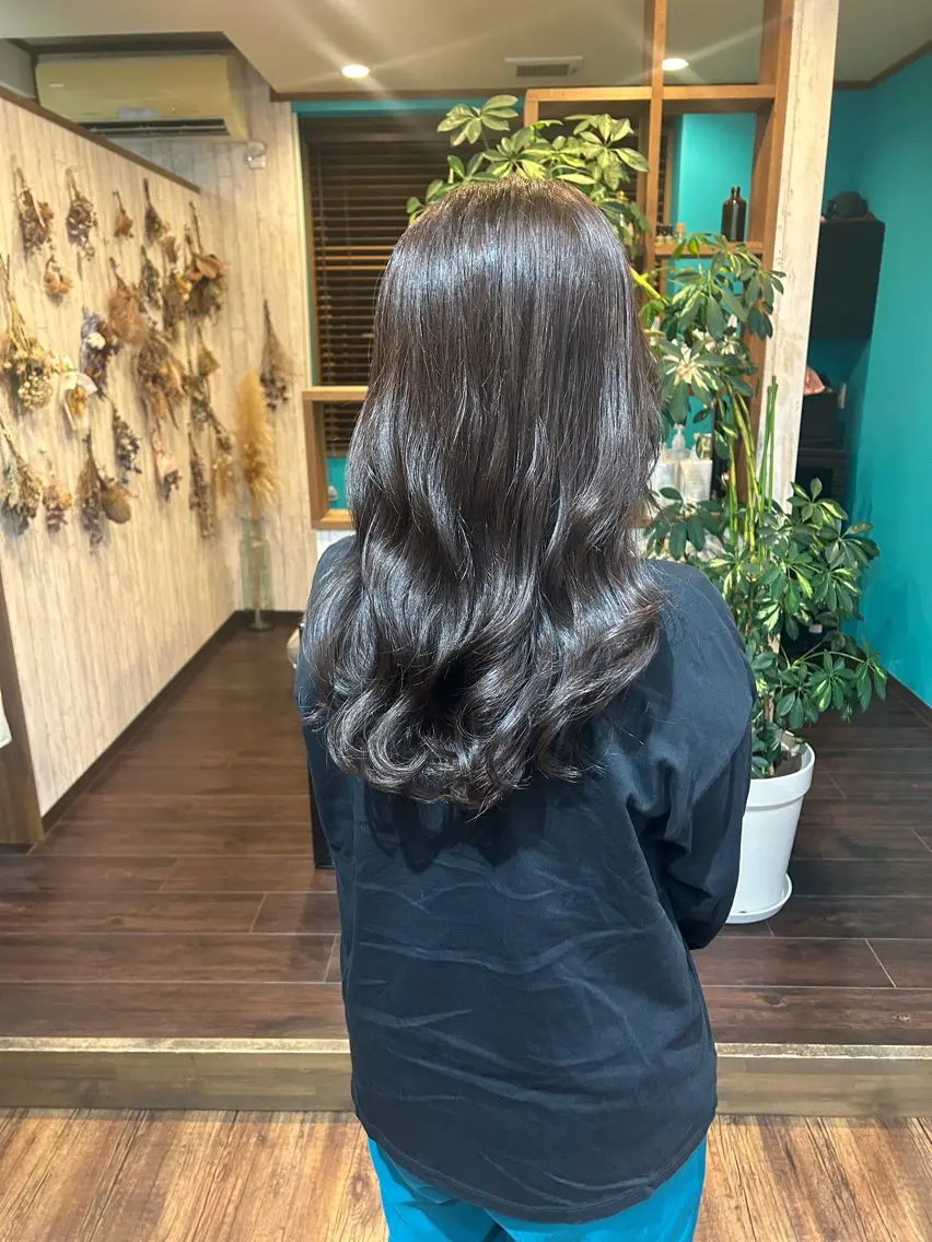 セミロング カラー ラベンダーカラー ヘアカラー 早坂 さくらのヘアスタイル
