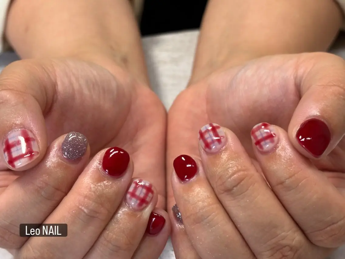 ネイル ハンドネイル Leo NAILのネイルデザイン
