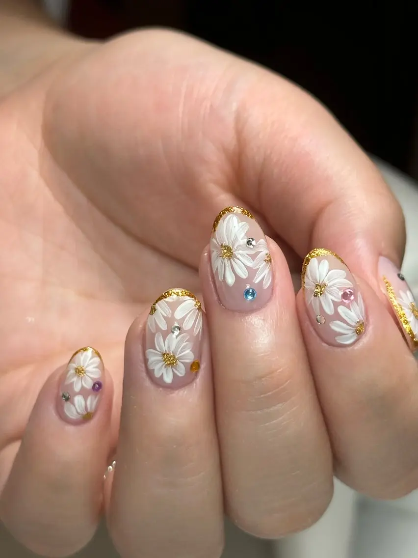 ネイル Isinha Nailsのネイルデザイン