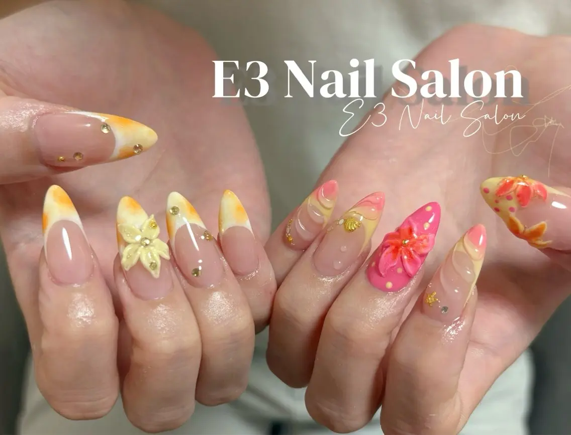 ネイル 桜ネイル フレンチネイル ジェルネイル ガラスフレンチ グラデーション ハンドネイル E3 Nail Salonのネイルデザイン