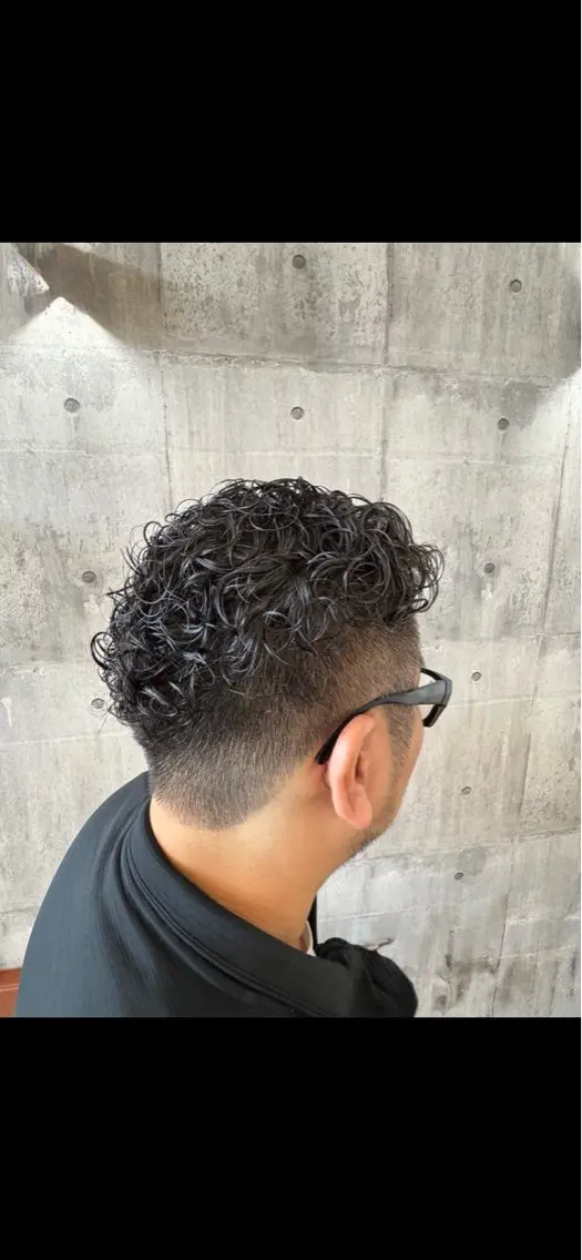 ショート パーマ メンズ カット パーマ 大塚 友康のヘアスタイル