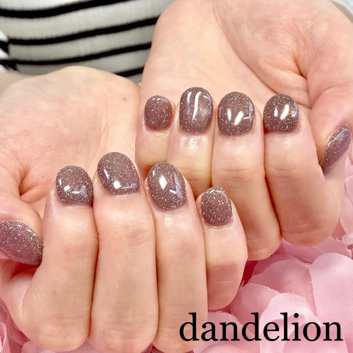 ネイル ハンドネイル ハンドケア dandelion ダンデライオンのネイルデザイン