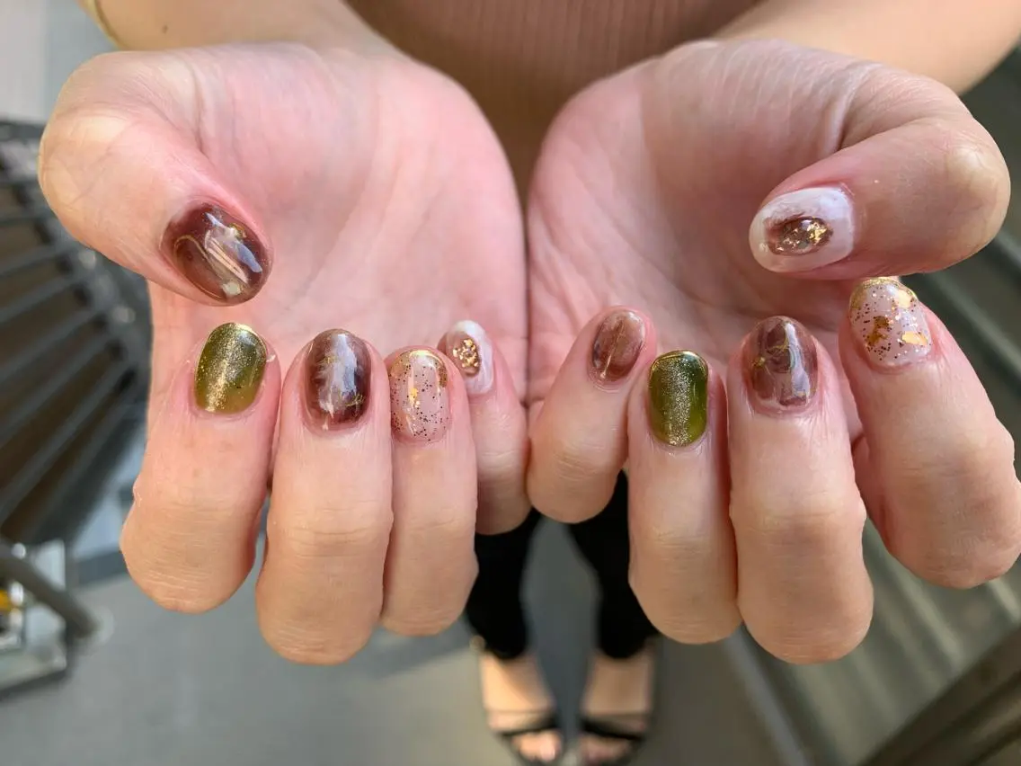 ネイル ニュアンスネイル マキノ ユイのネイルデザイン