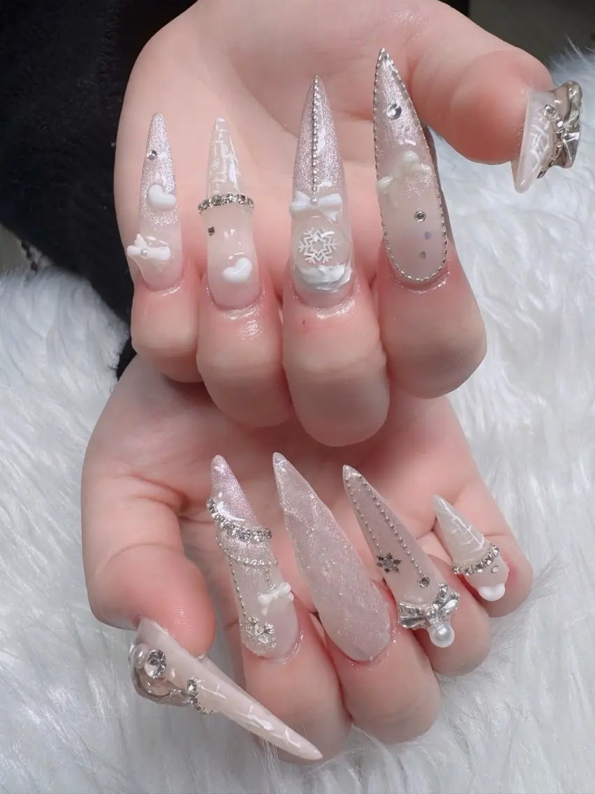 ネイル オーロラネイル フレンチネイル ジェルネイル ハロウィン 韓国ネイル ハンドネイル H.baby Nail Salonのネイルデザイン