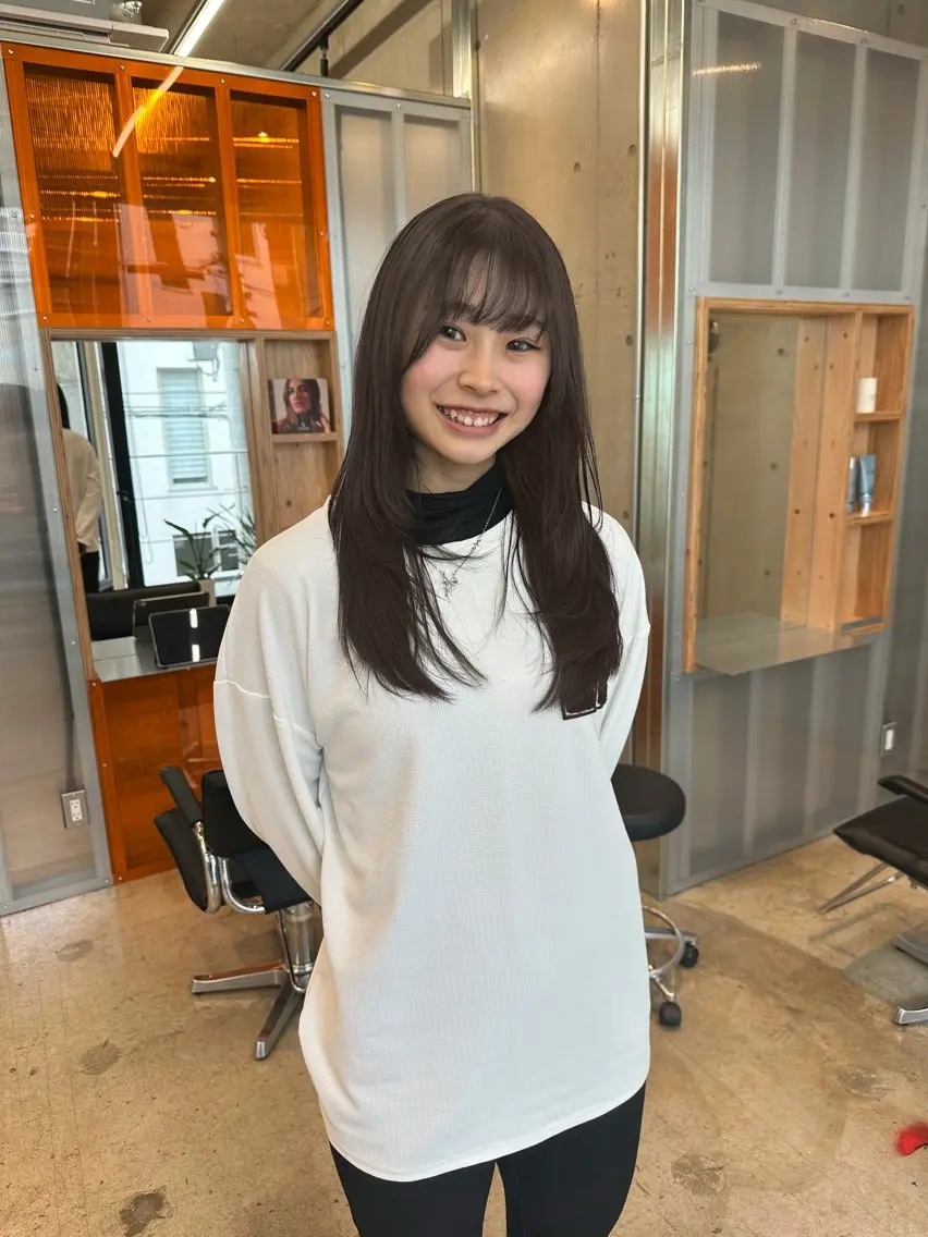 ロング カラー ヘアアレンジ ヘアカラー REONA🪽✨薬院 レイヤーカット🫧のヘアスタイル