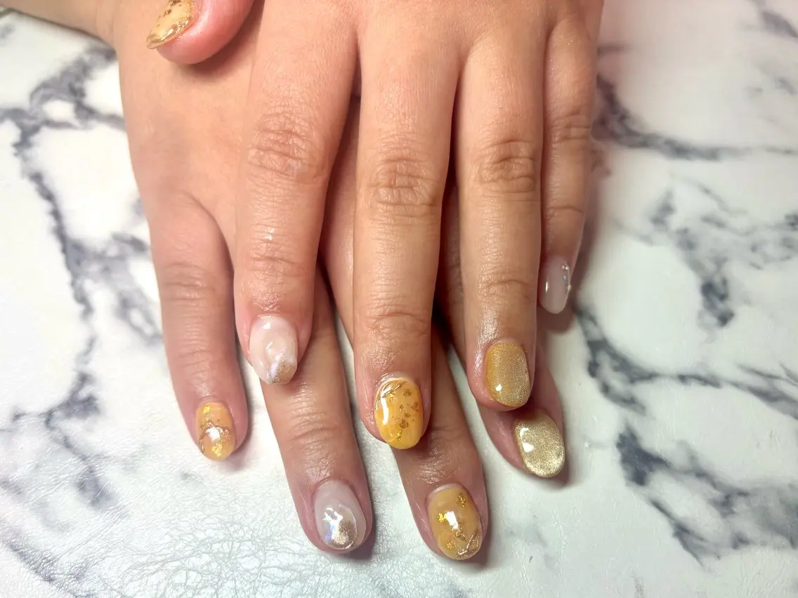 ネイル キラキラネイル マグネットネイル ニュアンスネイル 春ネイル 夏ネイル I. MITSUKIのネイルデザイン