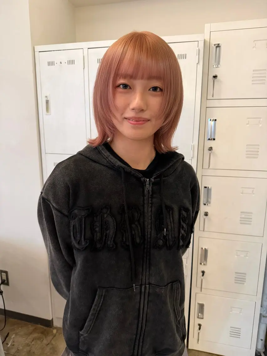 ミディアム カット ヘアカラー トリートメント ヘアセット ✨艶ブリーチカラー ✨四ノ宮裕己のヘアスタイル