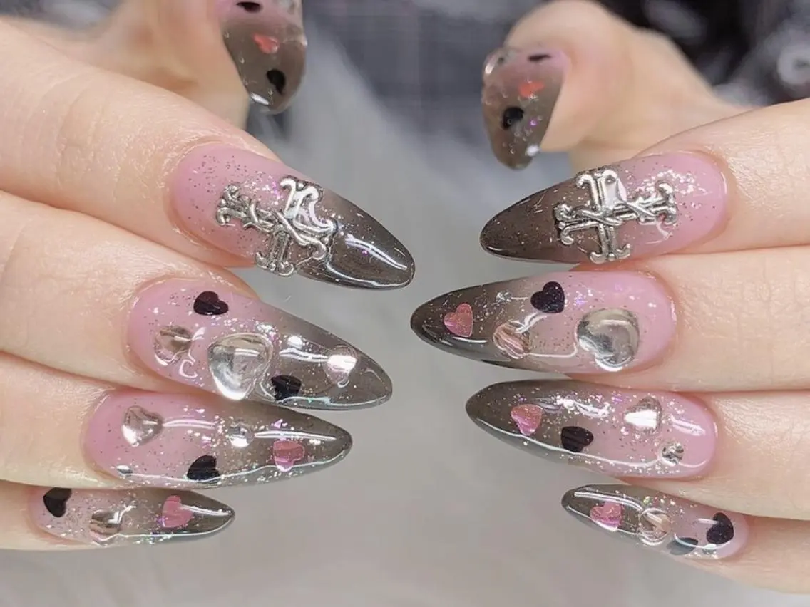 ネイル アートネイル 持ち込み 🦋y y Nail 🤍のネイルデザイン