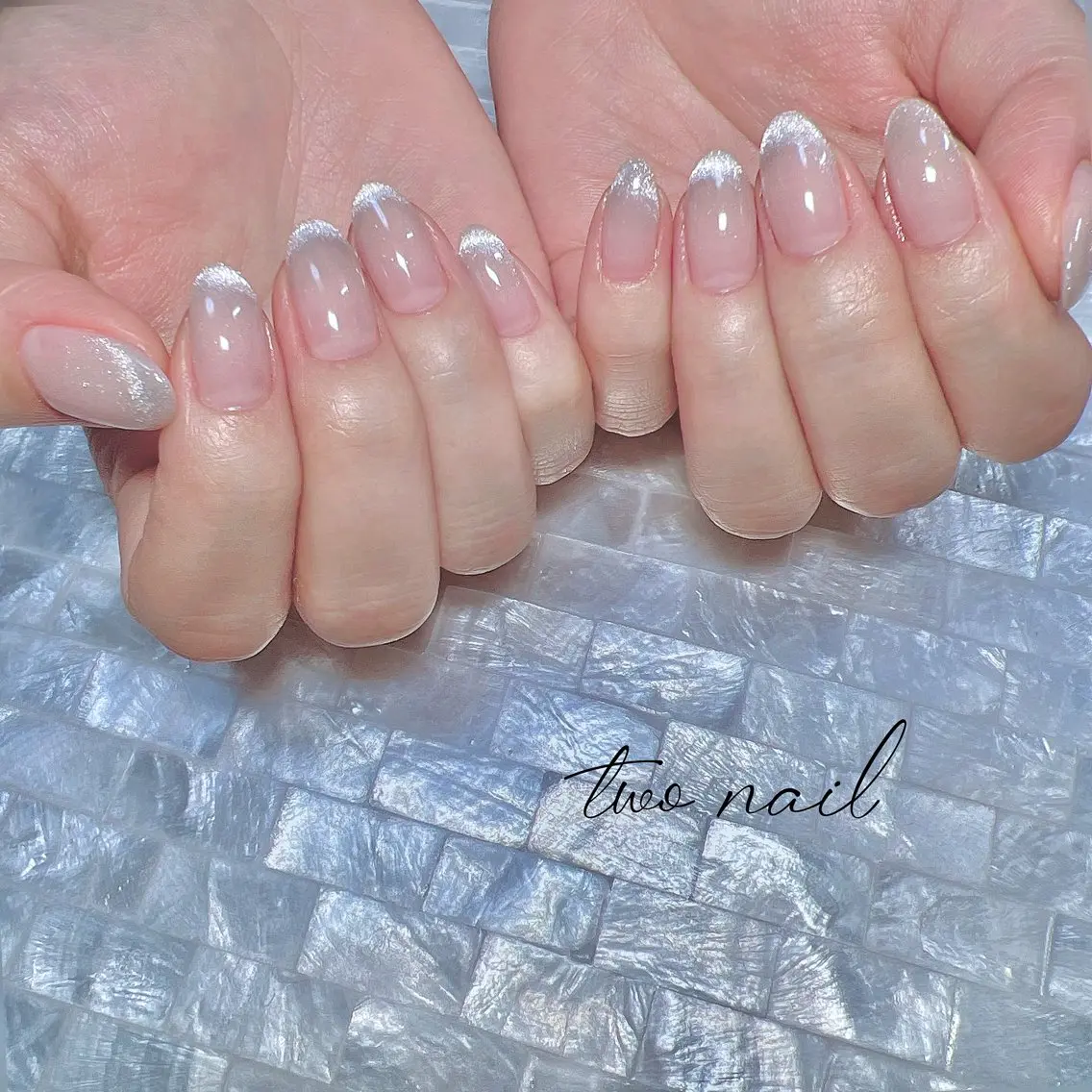 ネイル アートネイル マグネットネイル ネイルチップ ホワイト ハンドネイル two nailのネイルデザイン