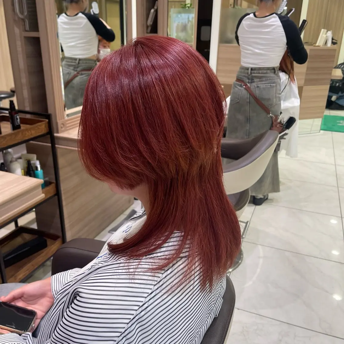セミロング カラー ヘアカラー トリートメント 艶カラー みゆう🎀のヘアスタイル