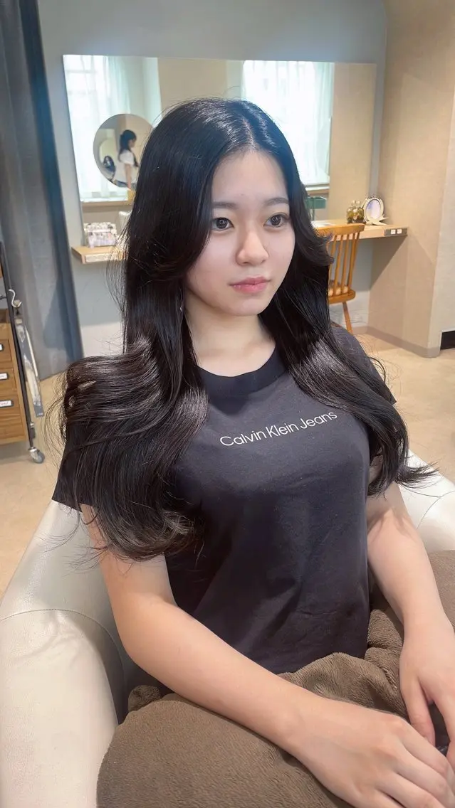 ロング カット ヘアカラー Osoko Hiyoriのヘアスタイル