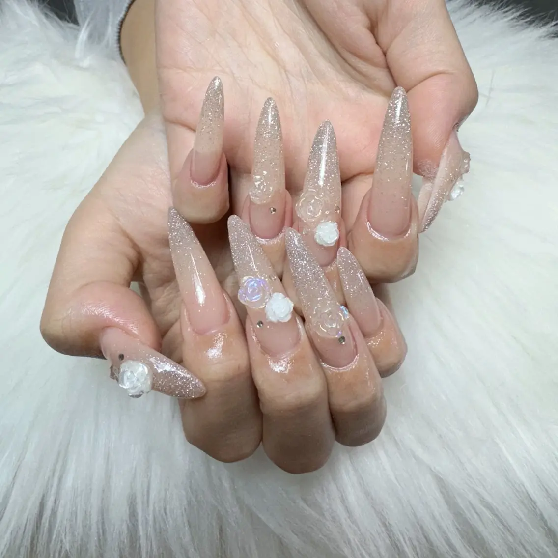 ネイル ハンドネイル 🎀nana🫧 ワンホンネイル🎀のネイルデザイン