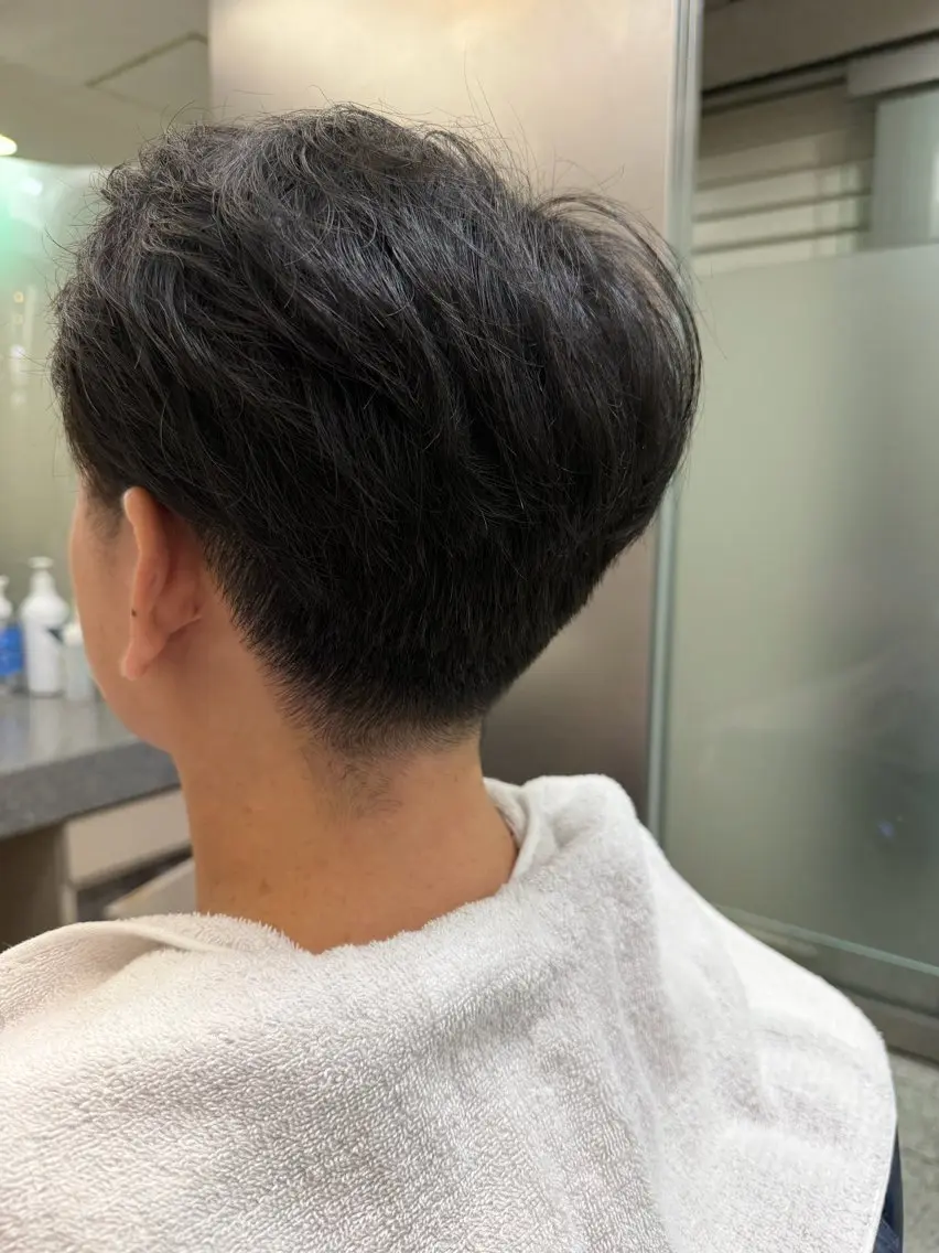 メンズ 野崎 テレシアのヘアスタイル