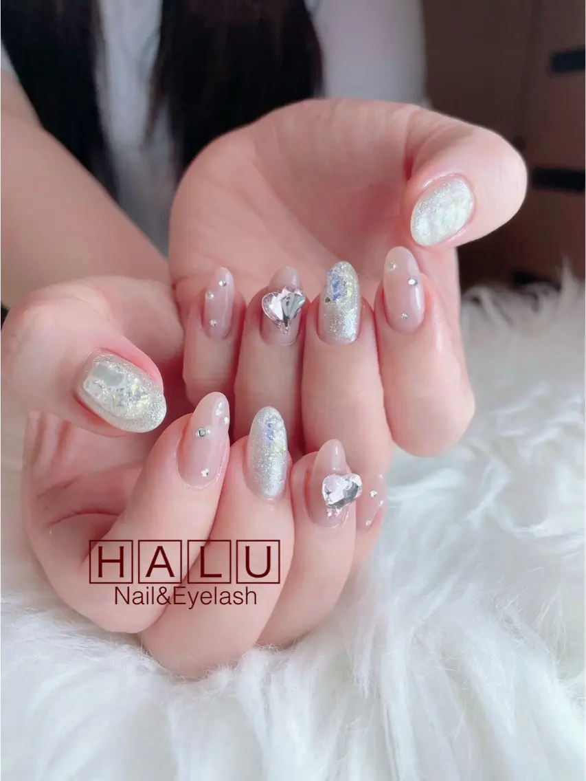 ネイル ハート キラキラネイル HALU ハルのネイルデザイン