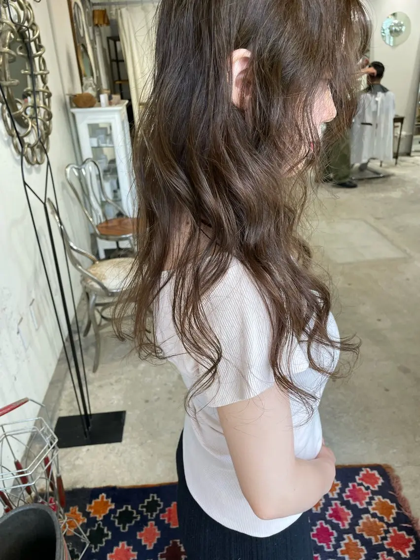 ロング カラー パーマ ヘアカラー トリートメント 似合わせヘア ／表参道／remiのヘアスタイル