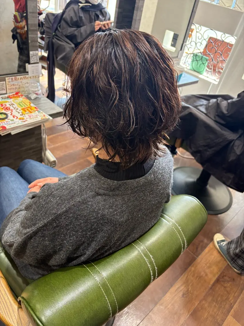 ミディアム ミディアムパーマ カット パーマ 工藤 彩花のヘアスタイル