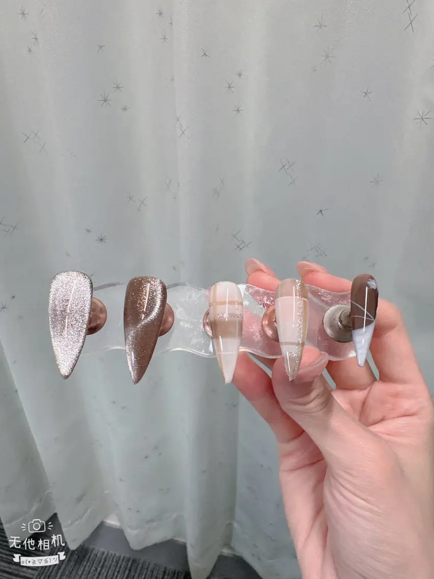 ネイル 長さ出し フレンチネイル グラデーション 韓国ネイル マグネットネイル ハンドネイル Lannie nailのネイルデザイン