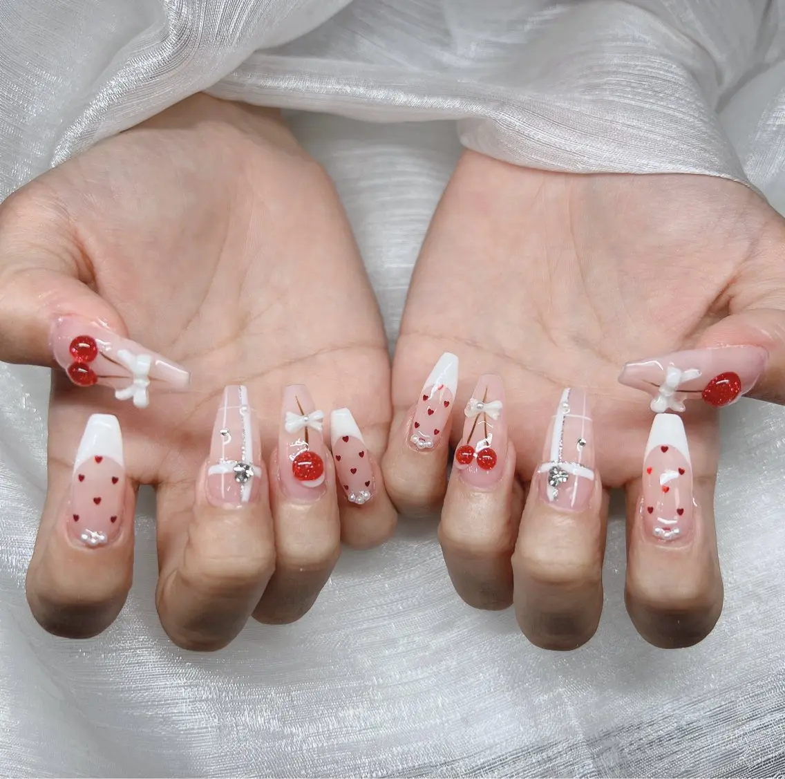 ネイル 長さ出し グラデーション キラキラネイル マグネットネイル ニュアンスネイル Lee Nails チップ長さだし専門店のネイルデザイン