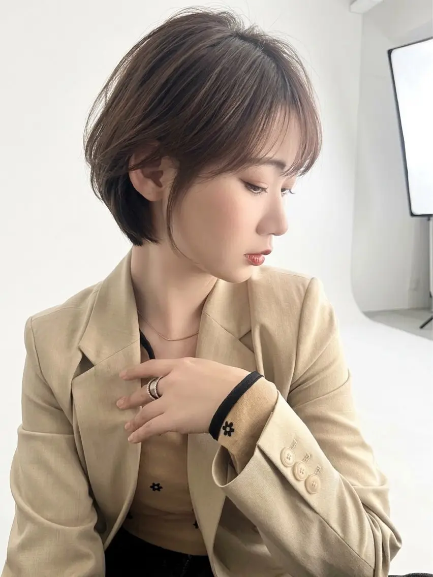 ショート カラー パーマ カット ヘアカラー リリーオブザベイス KAZUNAのヘアスタイル
