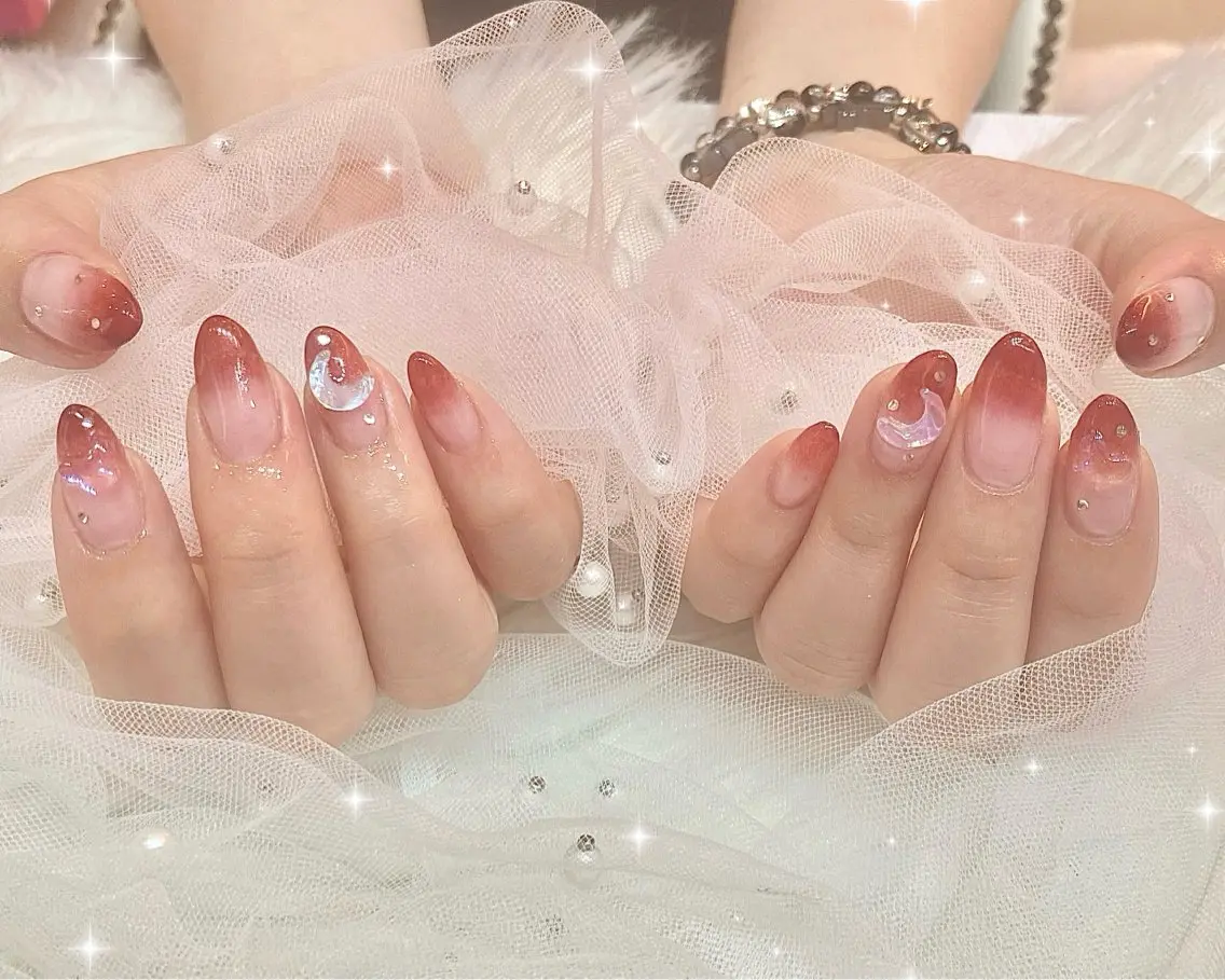 ネイル KIREIE .Rのネイルデザイン