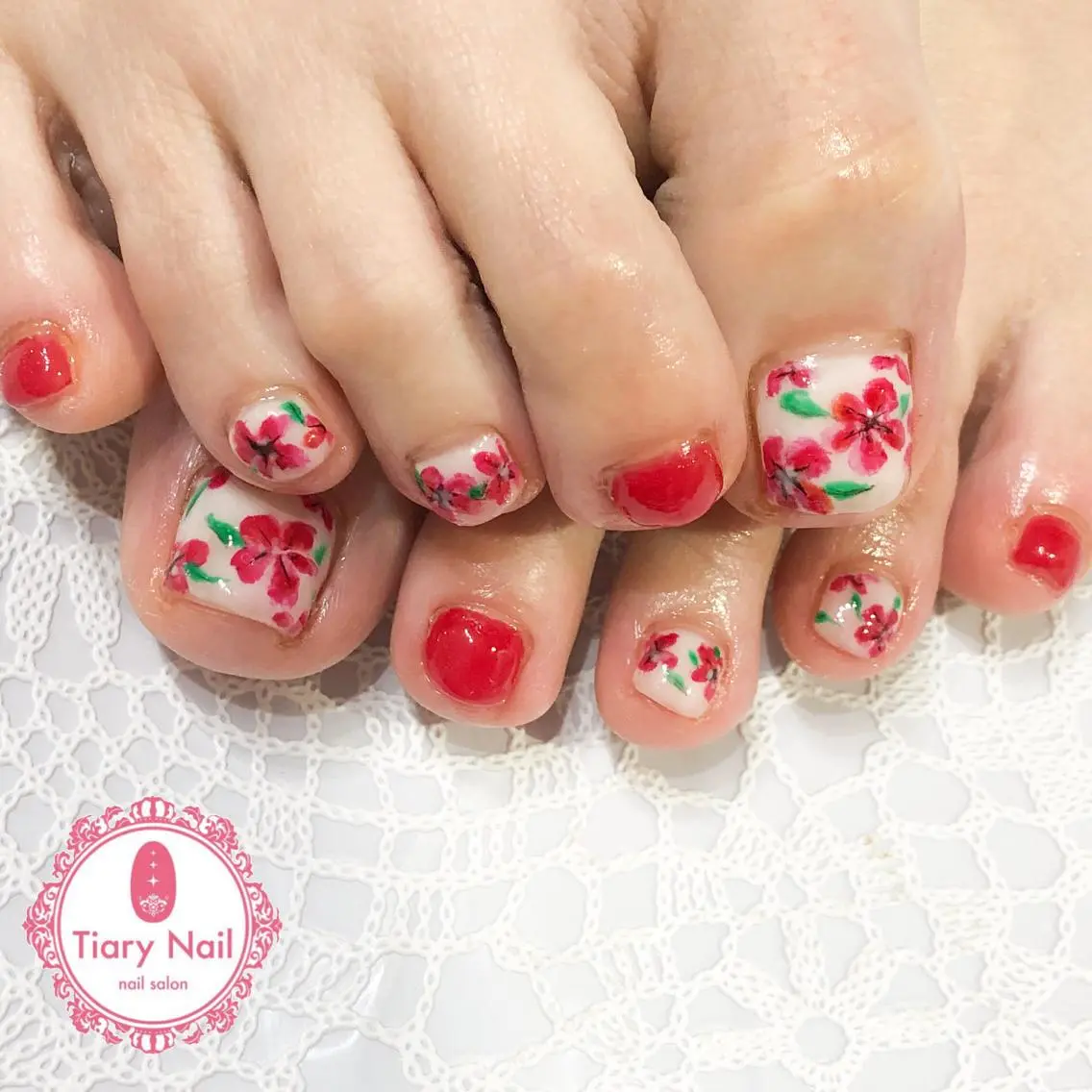 ネイル tiarynail K K🐼のネイルデザイン