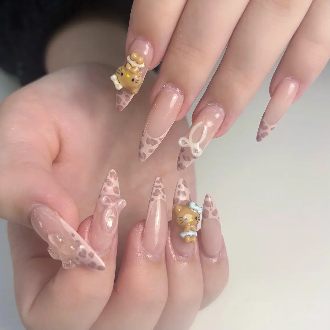 ネイル ハンドネイル Rui🌺 Novaのネイルデザイン