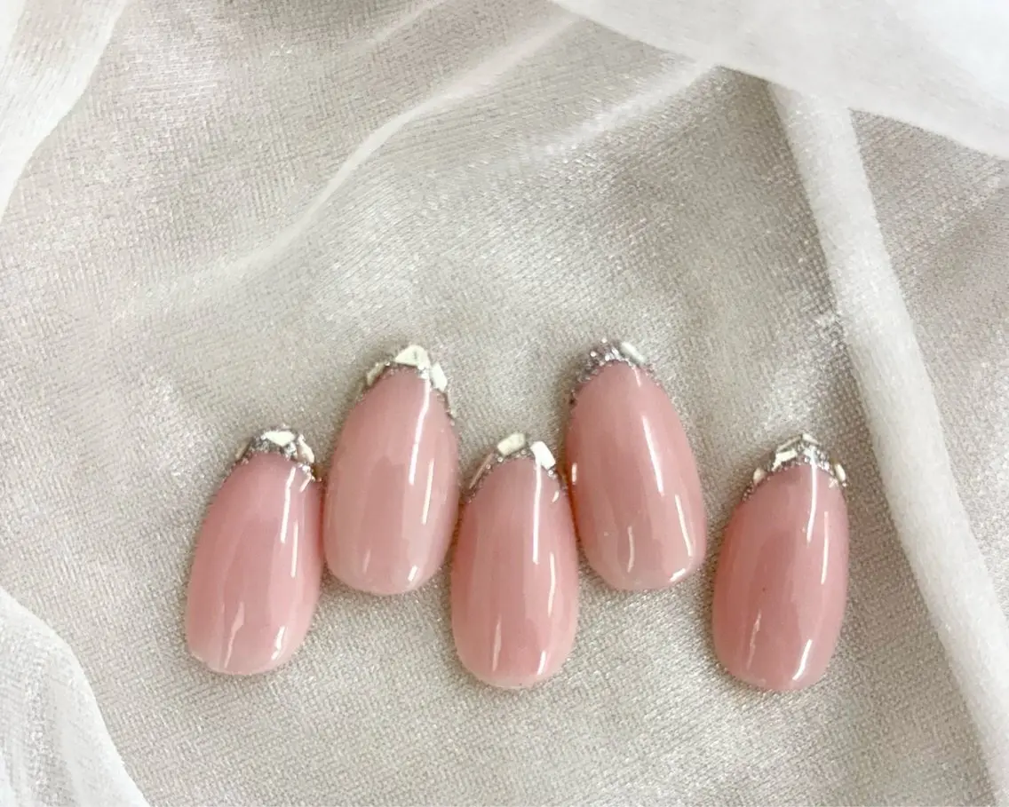 \ 大人かわいい♡ガラスフレンチ /の写真