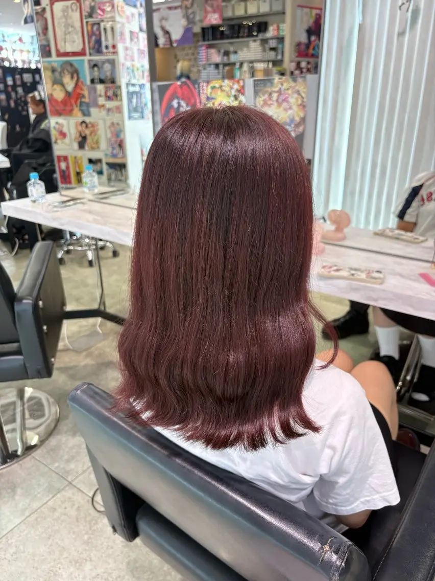 セミロング カラー ブリーチ ボルドーカラー ブラウンカラー 透明感カラー ラベンダーカラー ヘアカラー トリートメント 推しカラー/ ミクのヘアスタイル