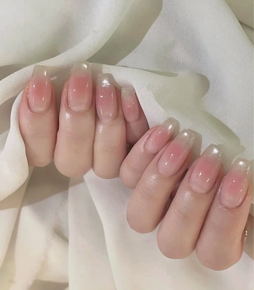 ネイル ボルドー チークネイル 長さ出し フレンチネイル ジェルネイル ハンドネイル VANI Belle Nailのネイルデザイン