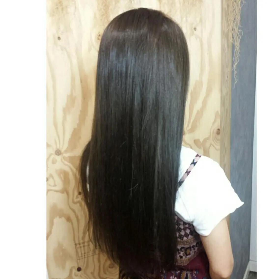 ロング カラー 透明感カラー ダークグレー ロング ヘアカラー 縮毛矯正 トリートメント 🔳髪質改善🔳 岡本陽のヘアスタイル