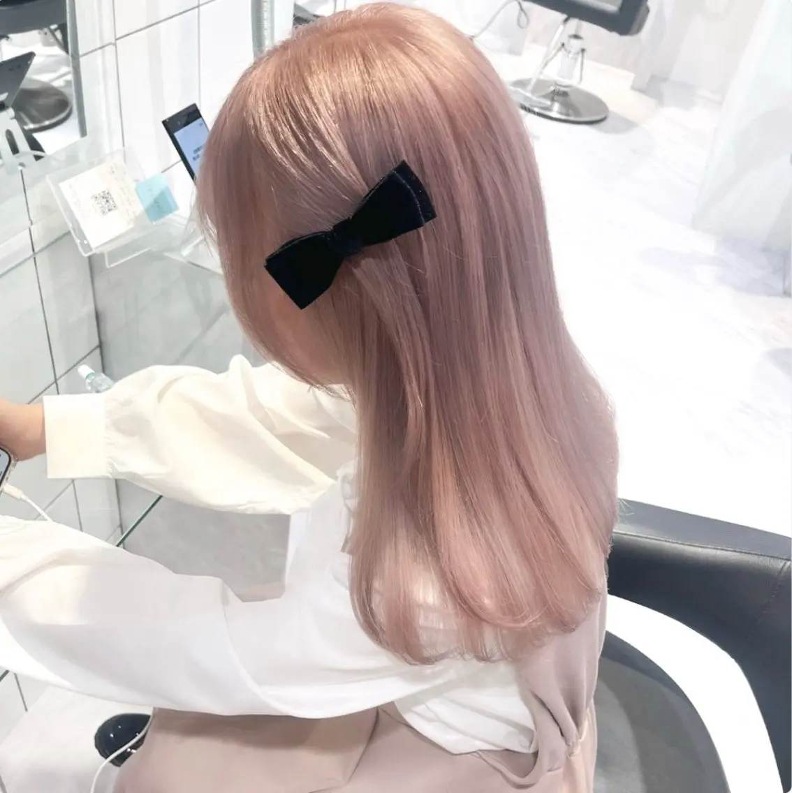 ロング カラー 🫧うる艶トレンド 🫧透明感カラーのヘアスタイル