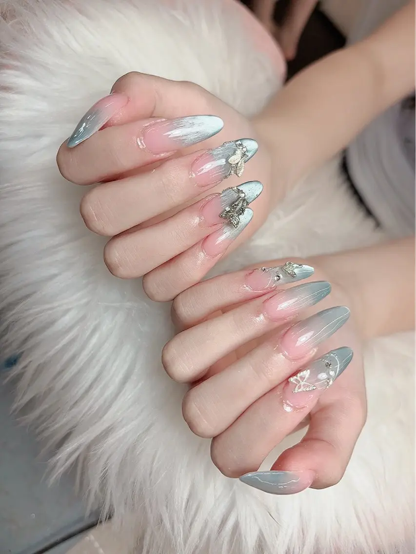 ネイル 持ち込み タン フエンのネイルデザイン