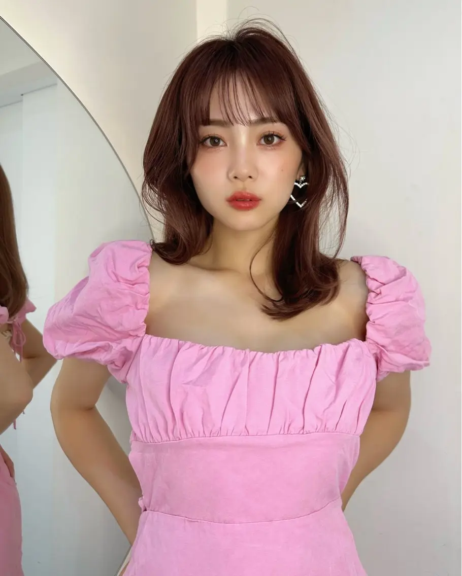 セミロング カラー ヘアアレンジ 透明感カラー🩵 レイヤーカットYUIのヘアスタイル