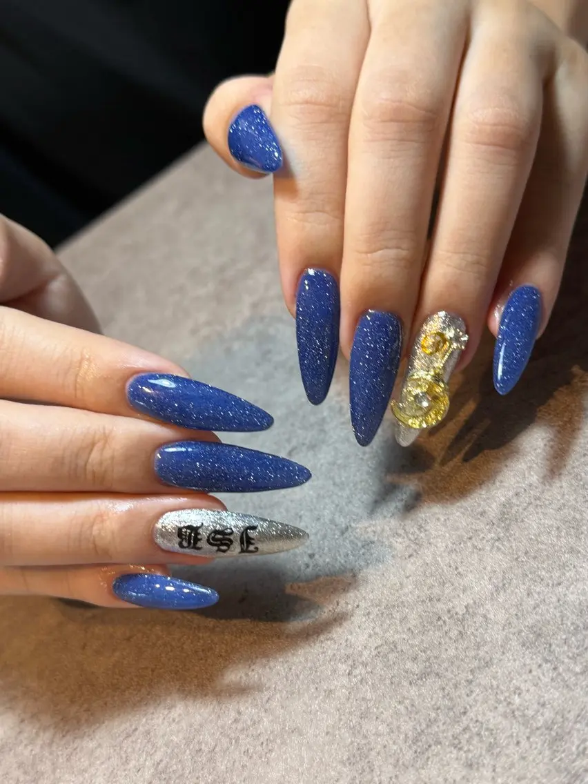 ネイル ハンドネイル Role'crin 💜manakaのネイルデザイン