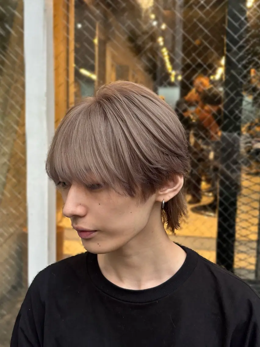 ショート カラー メンズ メンズブリーチ メンズハイトーン ブリーチ 透明感カラー ハイトーンカラー カット ヘアカラー 💈 FUZUKI💈のヘアスタイル