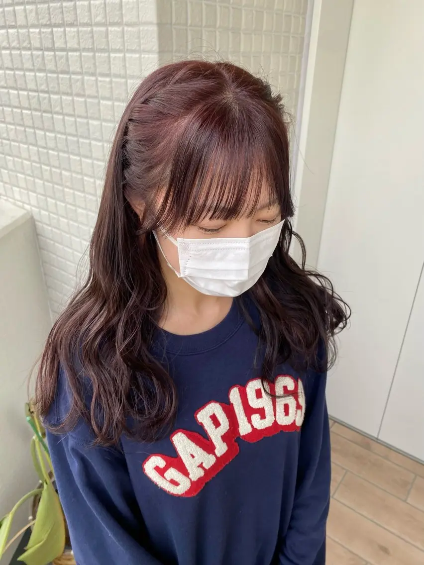 ロング カラー ブリーチ ダブルカラー ラベンダーカラー ラベンダーピンク ブリーチなしカラー 透けるベージュ/ 艶カラー♡のヘアスタイル