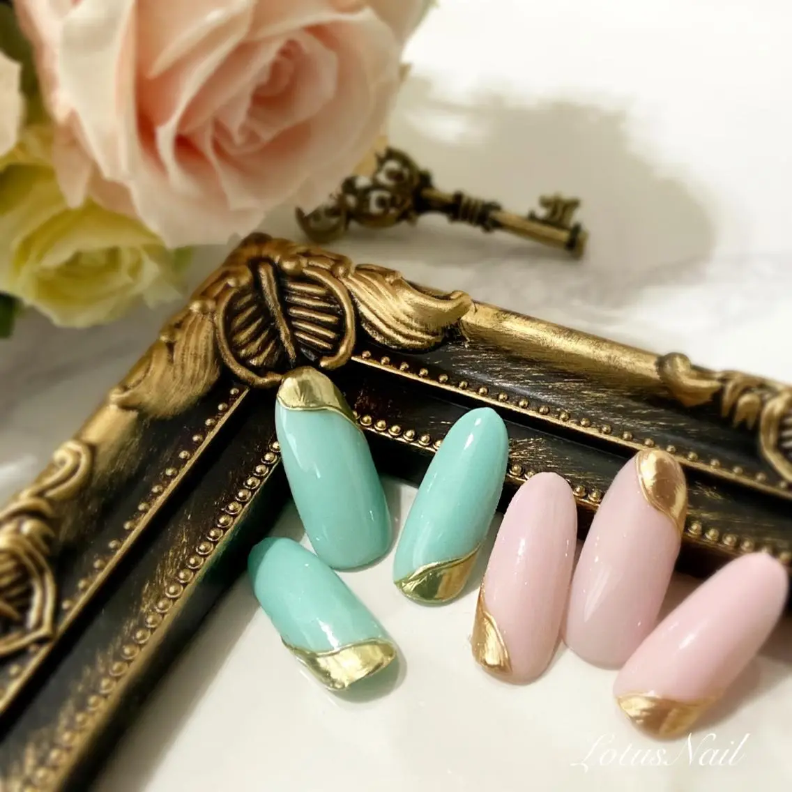 ネイル ミラーネイル ニュアンスネイル 春ネイル Lotus Nailのネイルデザイン