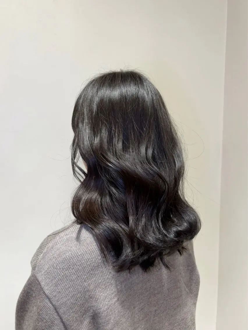 セミロング カット ヘアカラー 前川 明日美のヘアスタイル