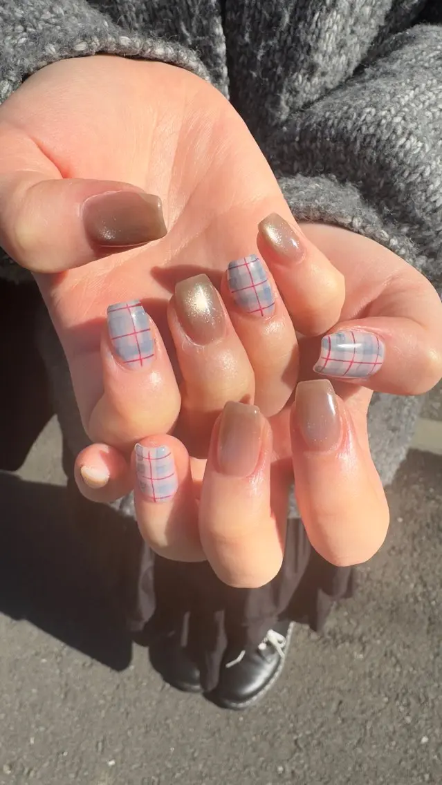 ネイル フレンチネイル 韓国ネイル マグネットネイル ミラーネイル リボン ハンドネイル MH_ Nailのネイルデザイン
