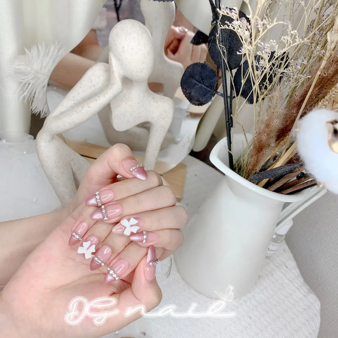 ネイル ハンドネイル DG nailのネイルデザイン
