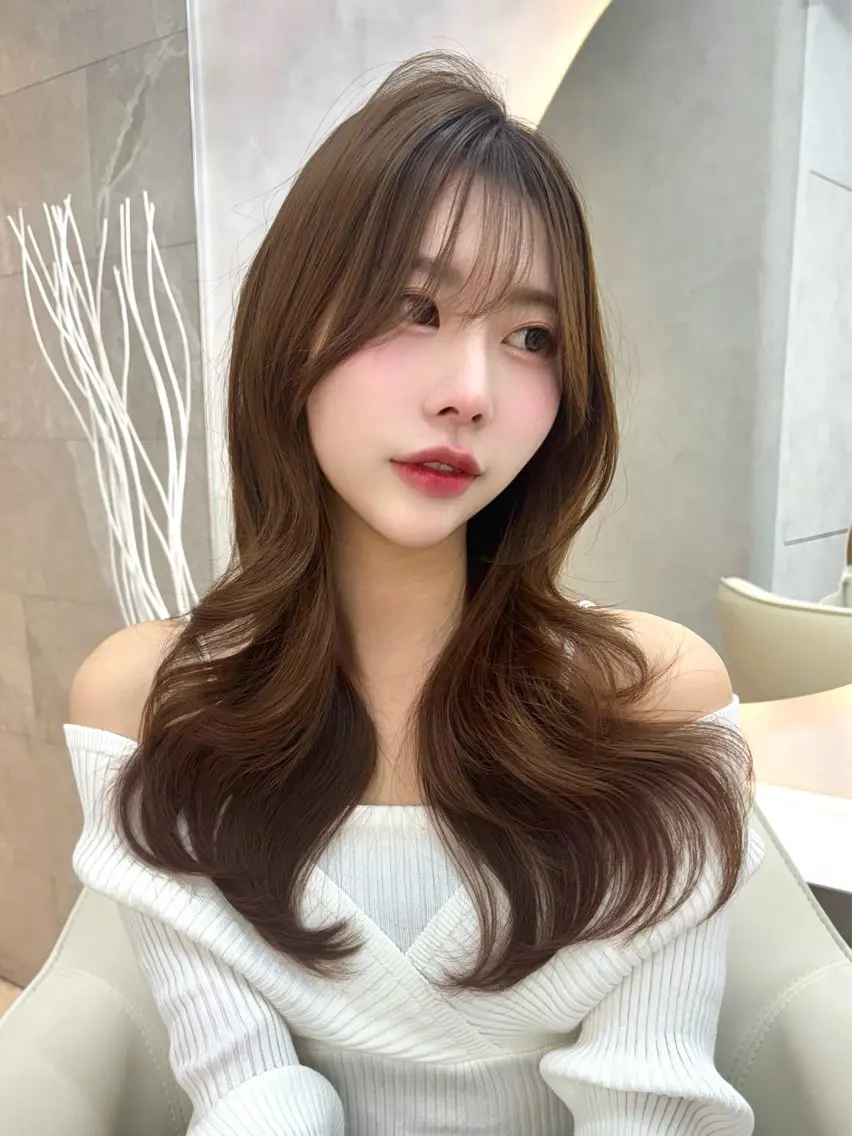 ロング ヘアカラー 🤍韓国風レイヤー/ 艶髪🤍鳥越美羽のヘアスタイル