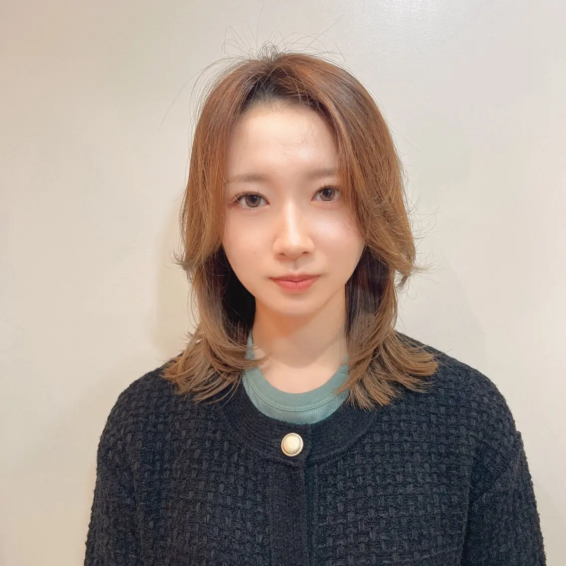 ミディアム 縮毛矯正 トリートメント パーソナルカラー lapiax阿部のヘアスタイル