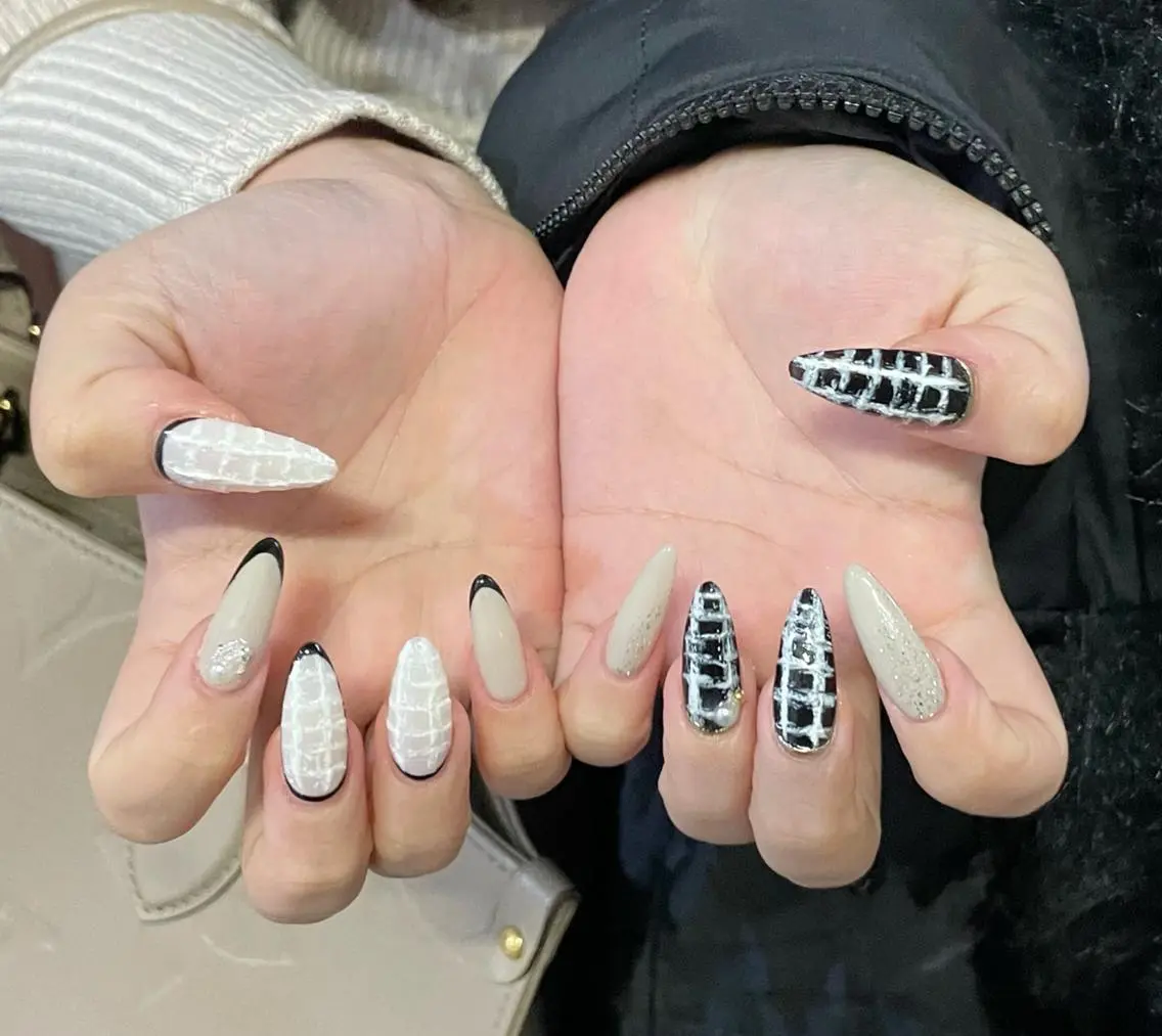 ネイル ハンドネイル Pure&Rich Nailのネイルデザイン