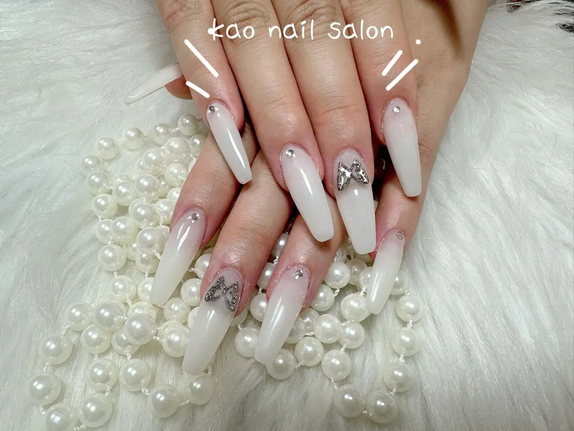 ネイル チークネイル 長さ出し フレンチネイル ジェルネイル ガラスフレンチ kao nail マグネット/長さだしのネイルデザイン