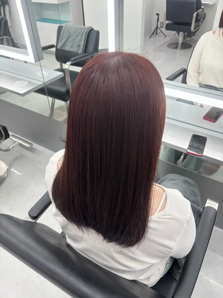 セミロング tace新宿 あおいのヘアスタイル