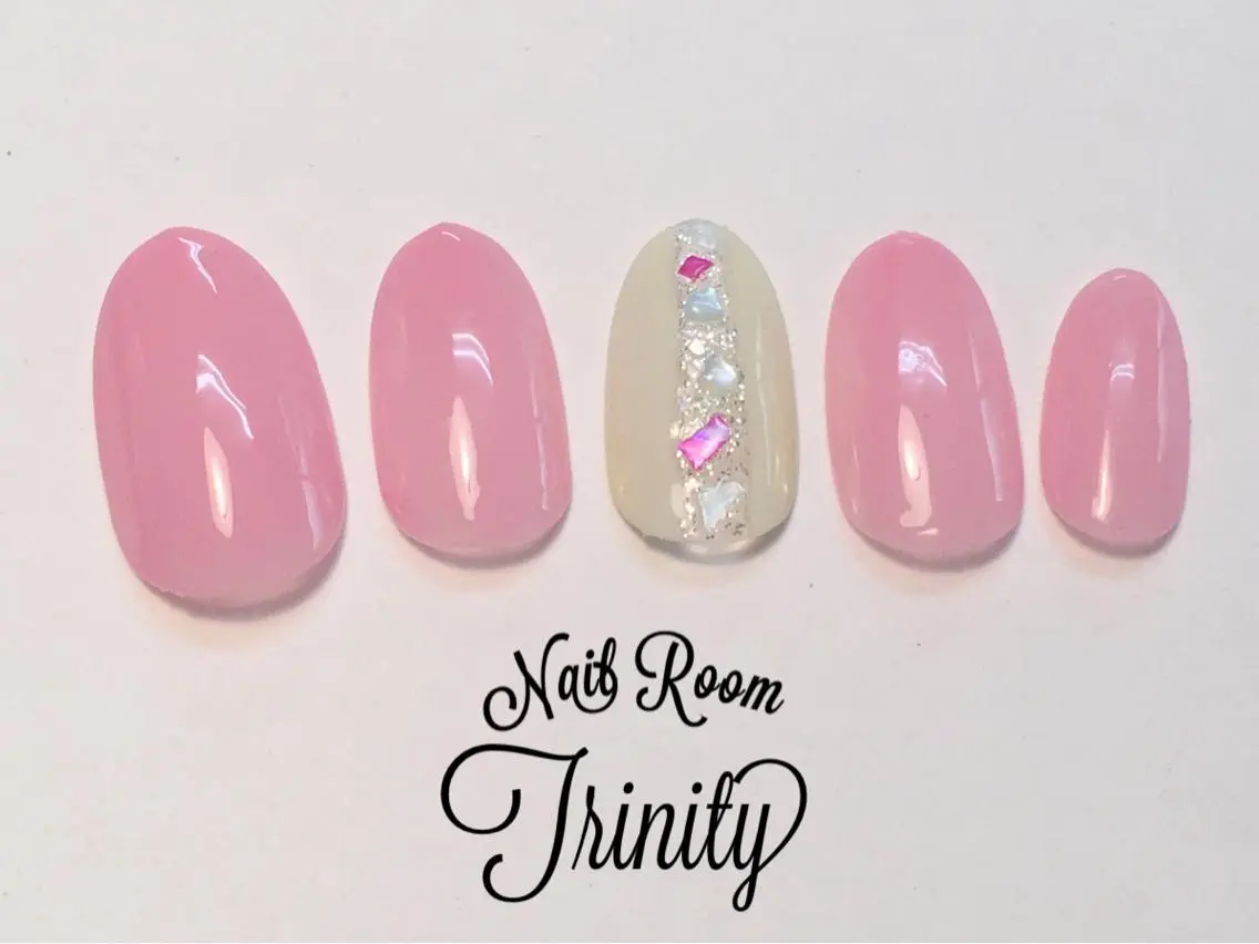ネイル ハンドネイル Trinity staffのネイルデザイン