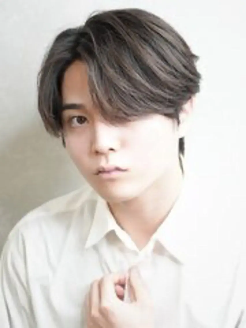 カット+縮毛矯正+眉毛カット+艶トリートメント(1段階上の仕上がりに🍀)の写真